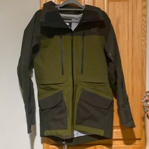 The North Face men’s A-CAD FUTURELIGHT Waterproof Ski Jacket Green NWT $650